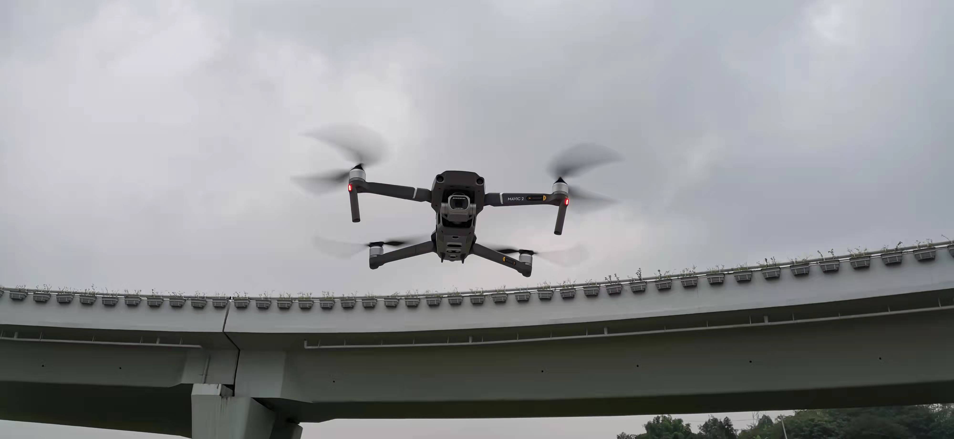 無(wú)人機高空巡檢常態(tài)化，助力城市管理精細化