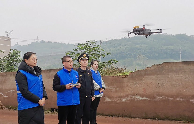 無(wú)人機助力瀘州市大氣污染防控工作